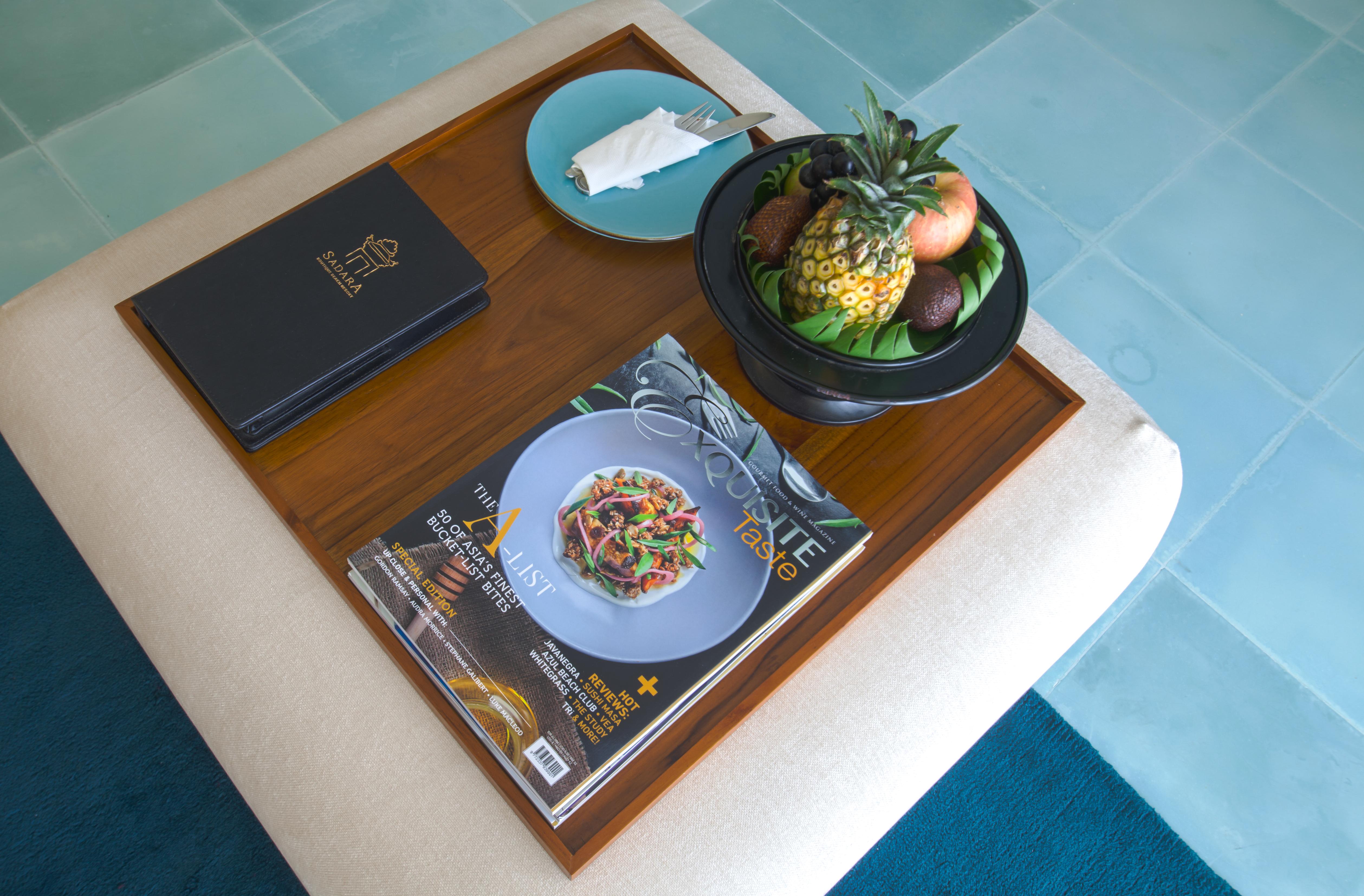 Sadara Resort Nusa Dua  Exterior foto A magazine on a table
